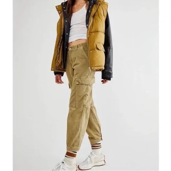 Free People First Light Sage Green Utility Cargo Pants Size 4 - Picture 2 of 9